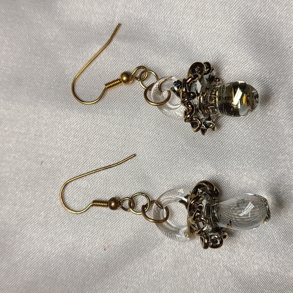 3 for$20💥- Soother Earrings - Picture 2 of 5